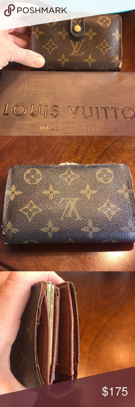 louis vuitton wallet have a vuitton day
